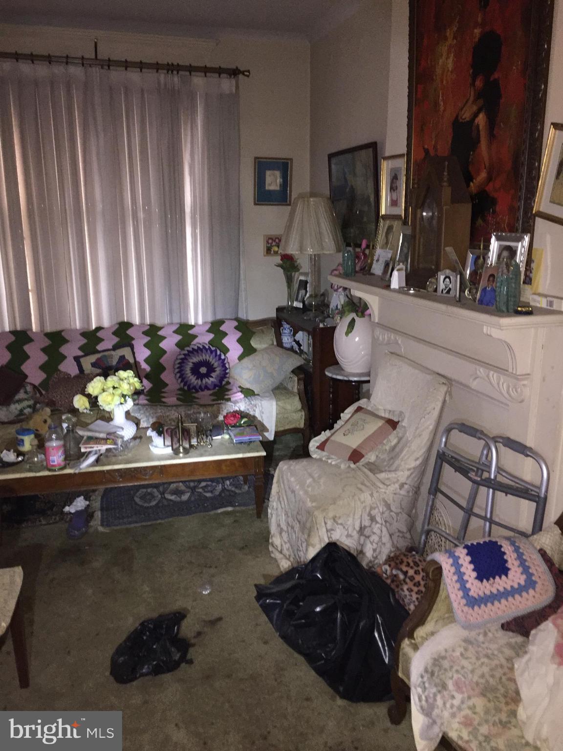 STRAWBERRY MANSION - Residential