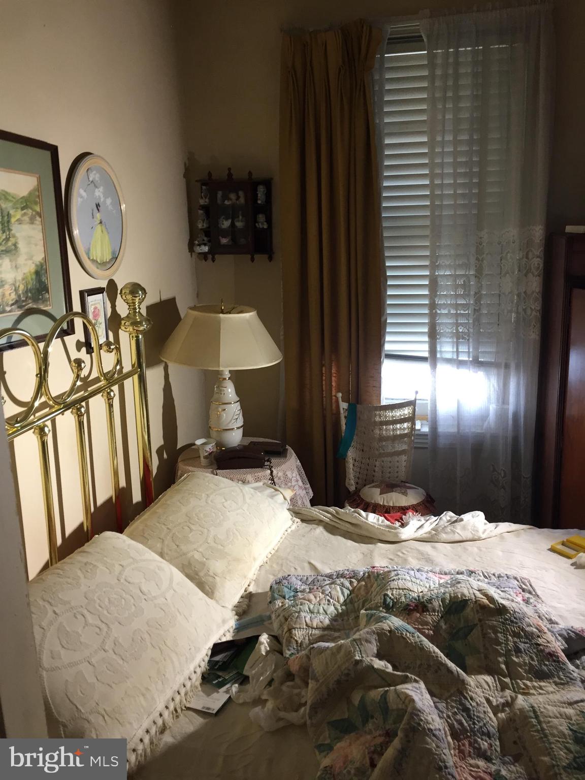 STRAWBERRY MANSION - Residential