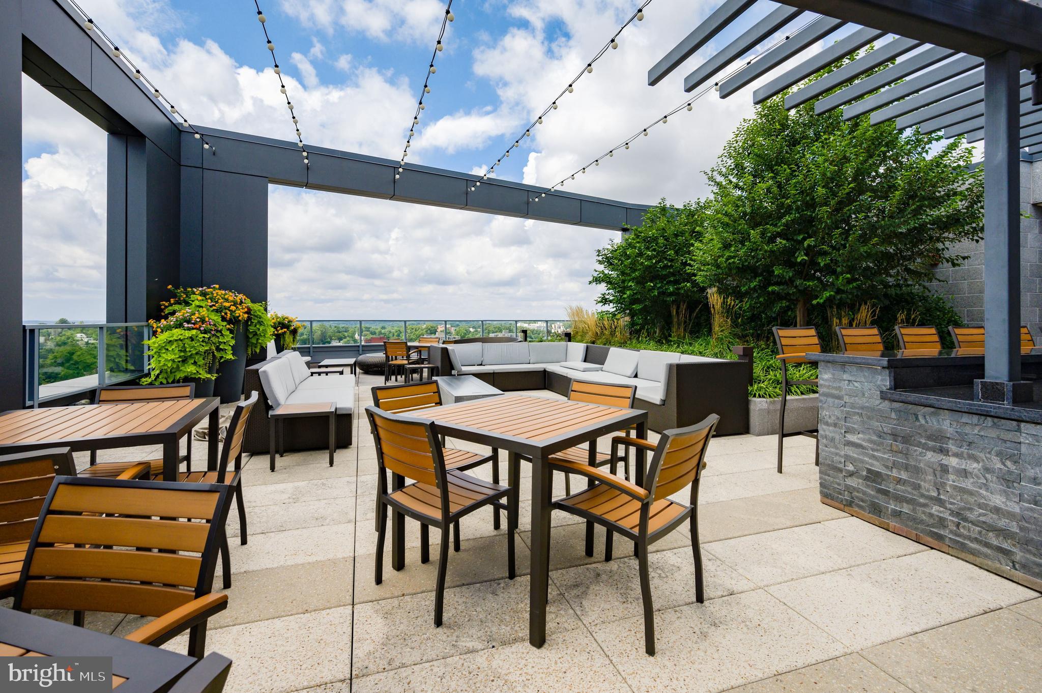 CHEVAL - Residential