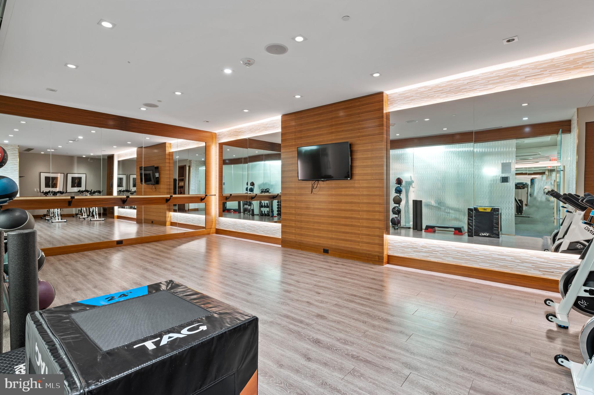 CHEVAL - Residential