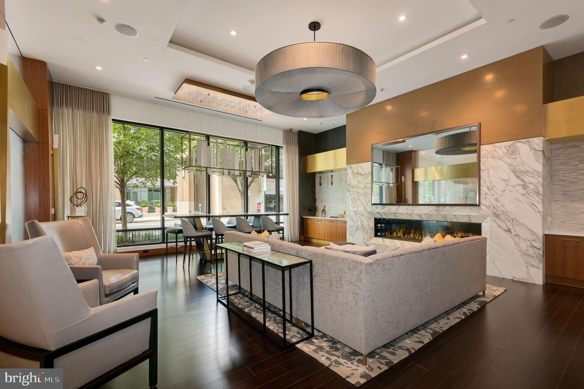 CHEVAL - Residential