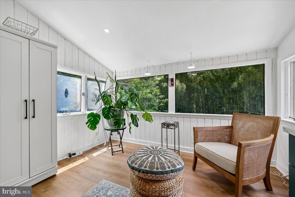 GARRETT PARK - Residential