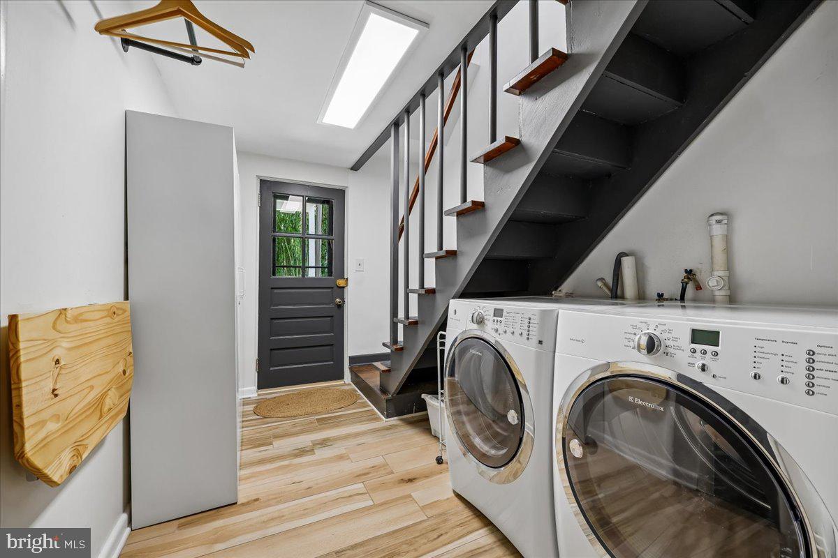 GARRETT PARK - Residential