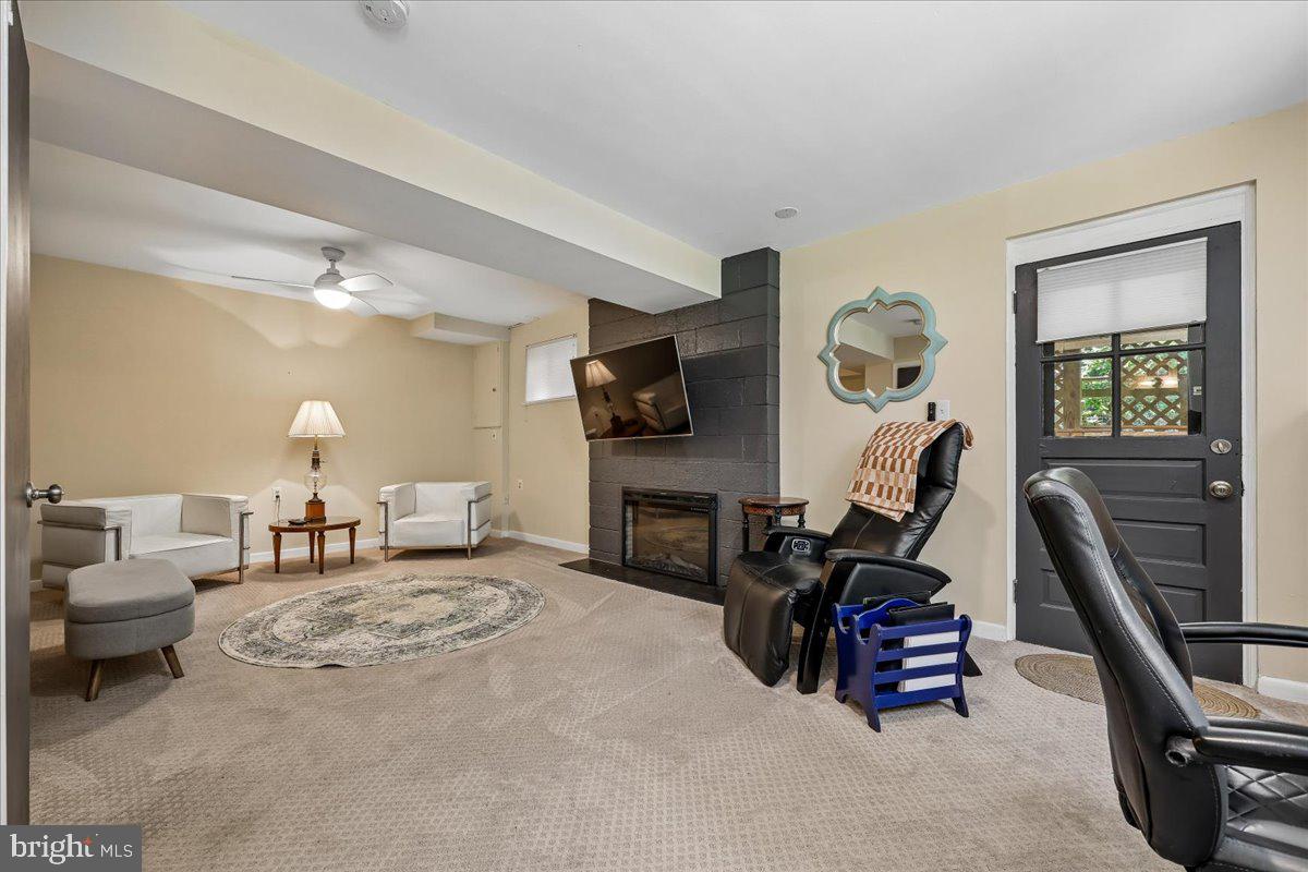 GARRETT PARK - Residential
