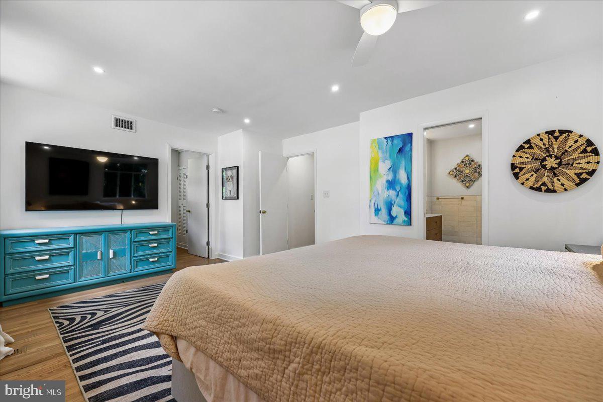 GARRETT PARK - Residential