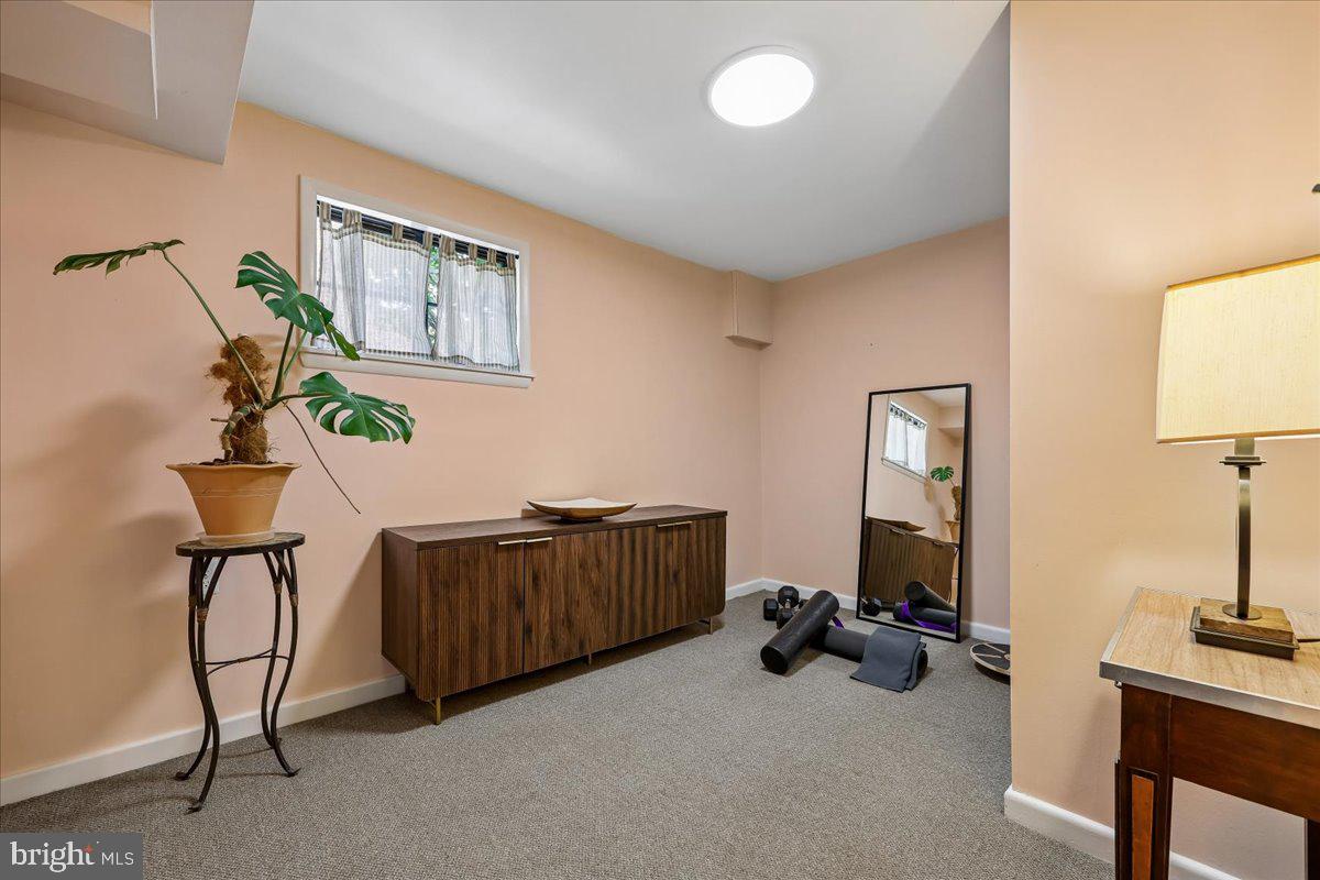 GARRETT PARK - Residential