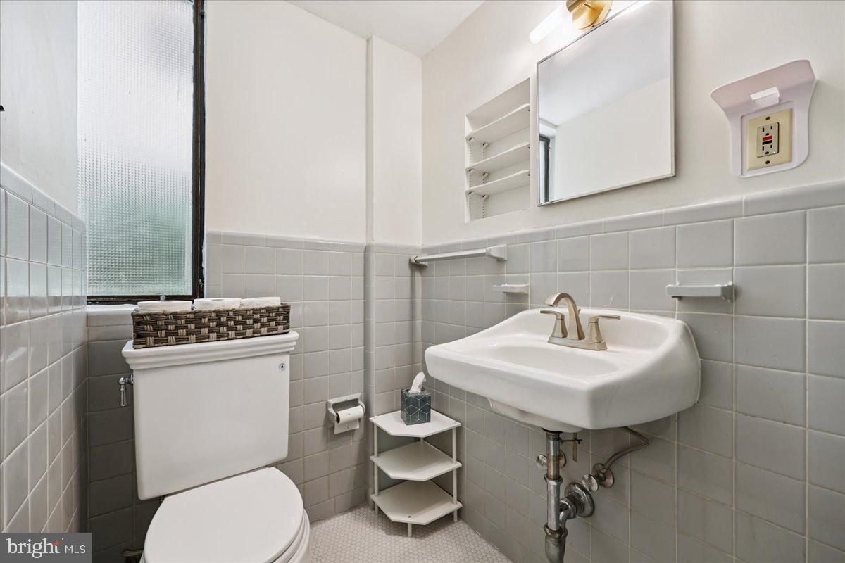 GARRETT PARK - Residential