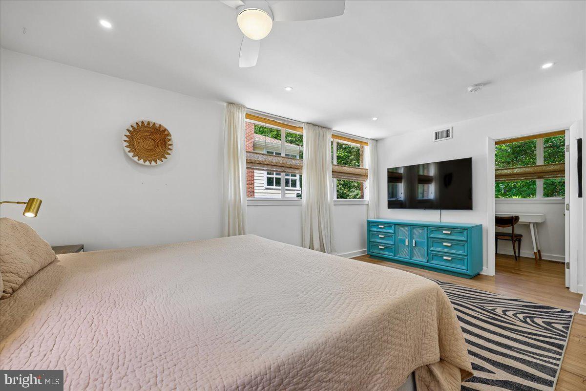 GARRETT PARK - Residential