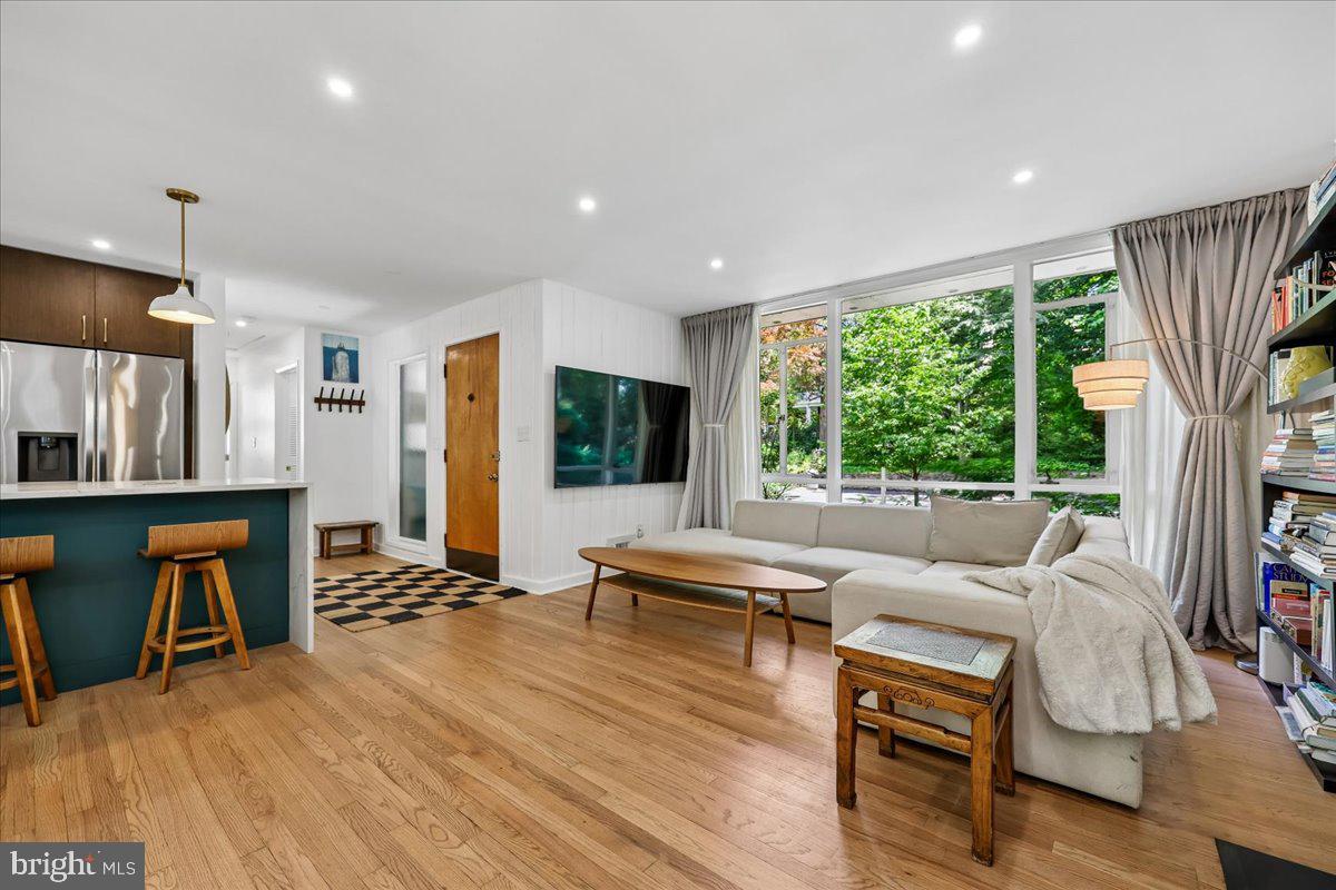 GARRETT PARK - Residential