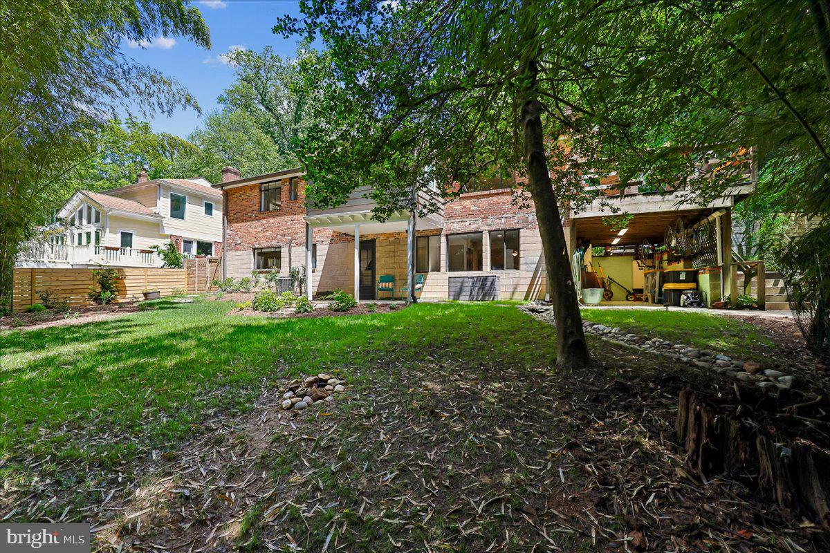 GARRETT PARK - Residential