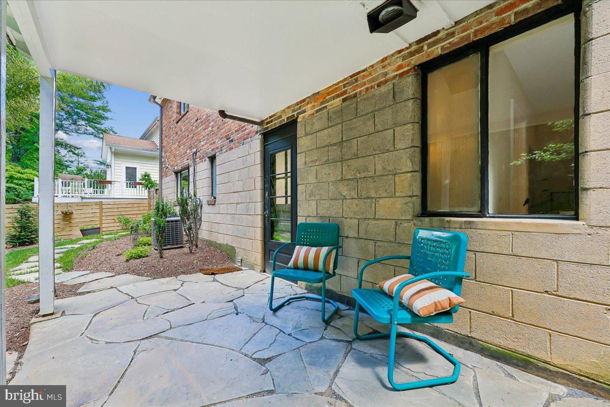 GARRETT PARK - Residential