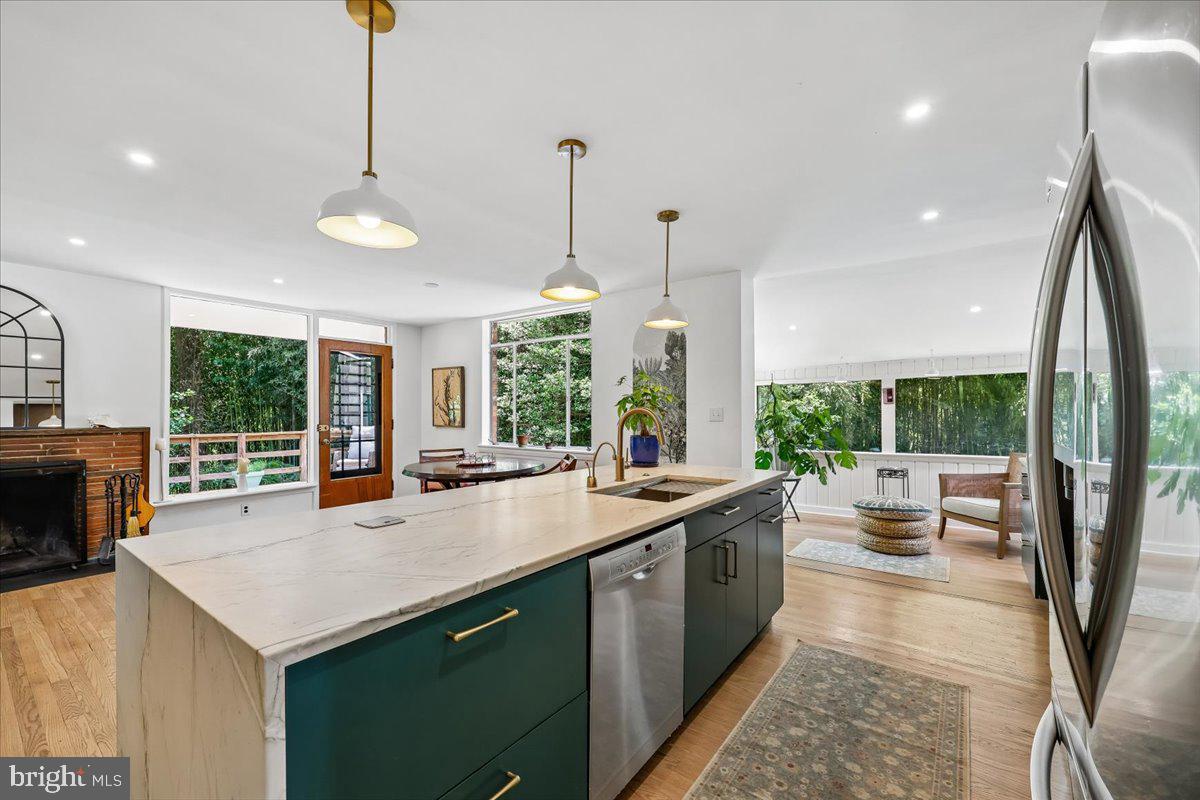 GARRETT PARK - Residential