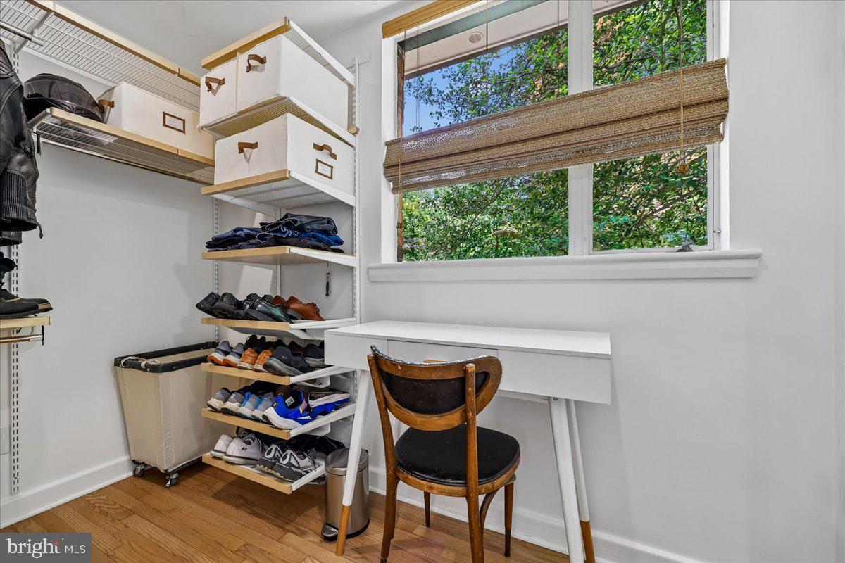GARRETT PARK - Residential