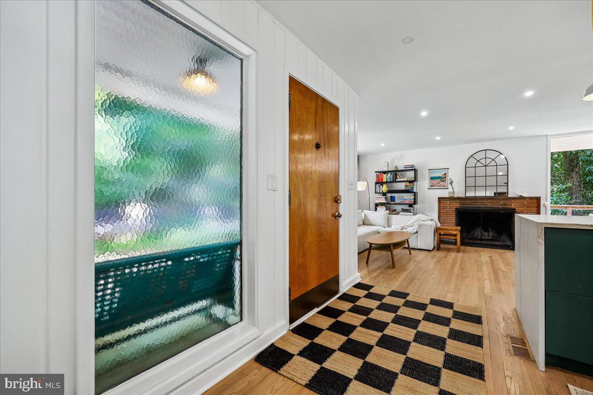 GARRETT PARK - Residential