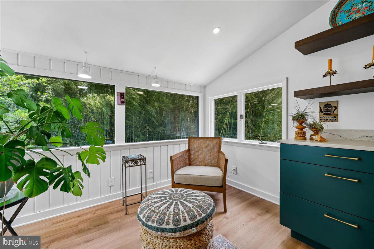 GARRETT PARK - Residential