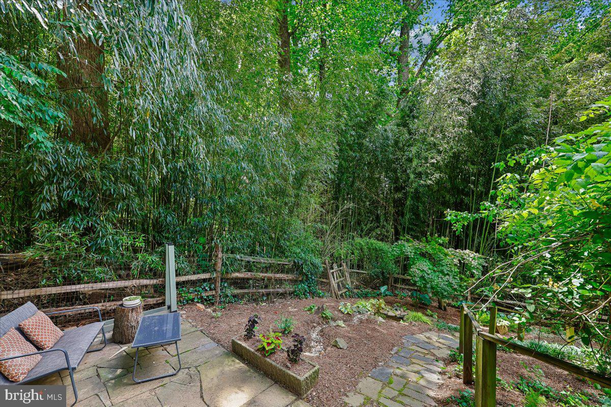 GARRETT PARK - Residential