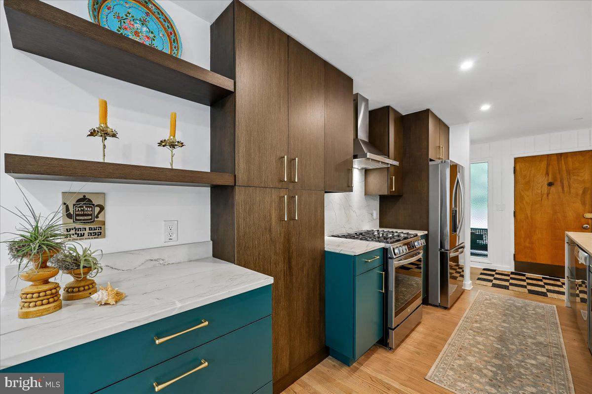 GARRETT PARK - Residential