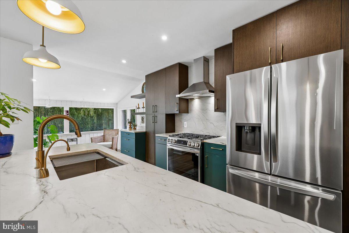 GARRETT PARK - Residential