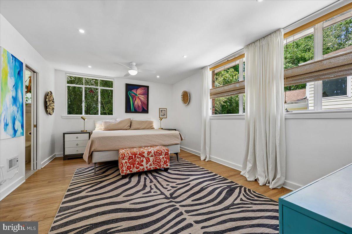 GARRETT PARK - Residential