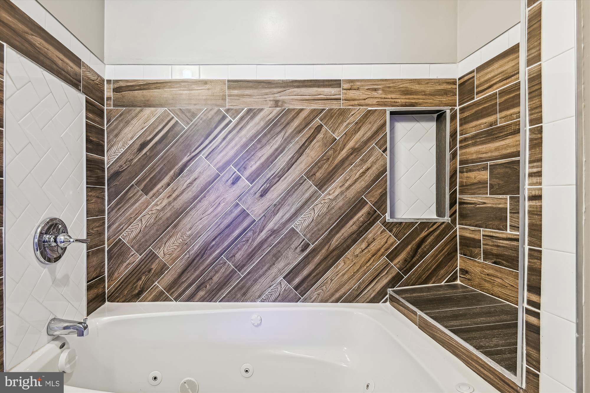 WASHINGTON VILLAGE - Residential