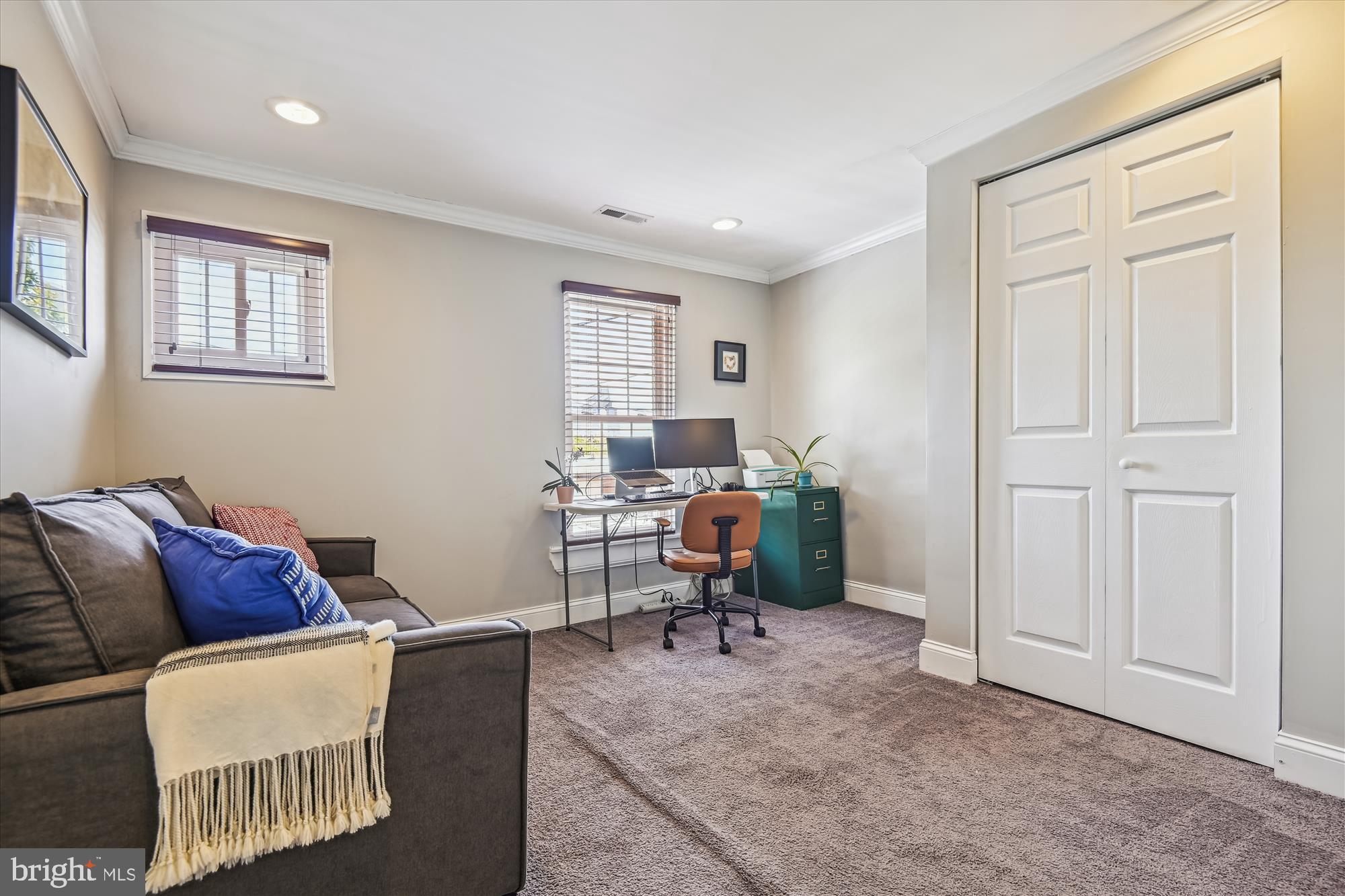 WASHINGTON VILLAGE - Residential