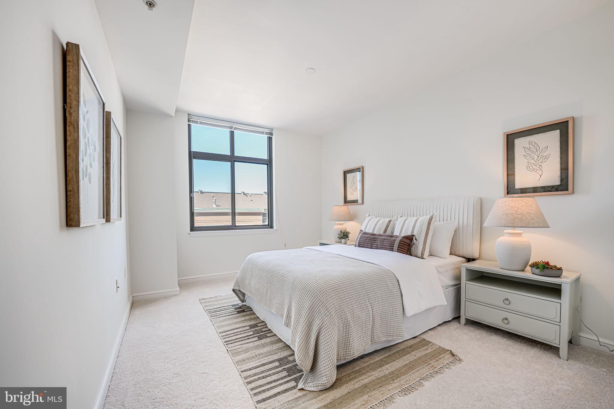 MIDTOWN AT RESTON TOWN CENTER - Residential