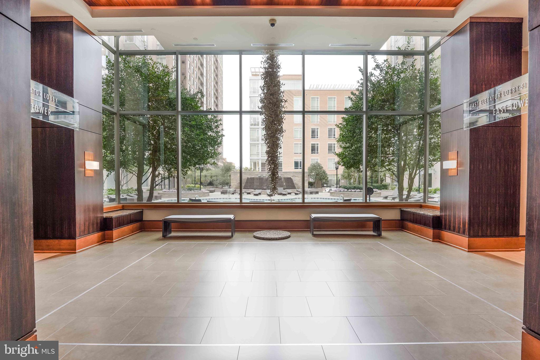 MIDTOWN AT RESTON TOWN CENTER - Residential