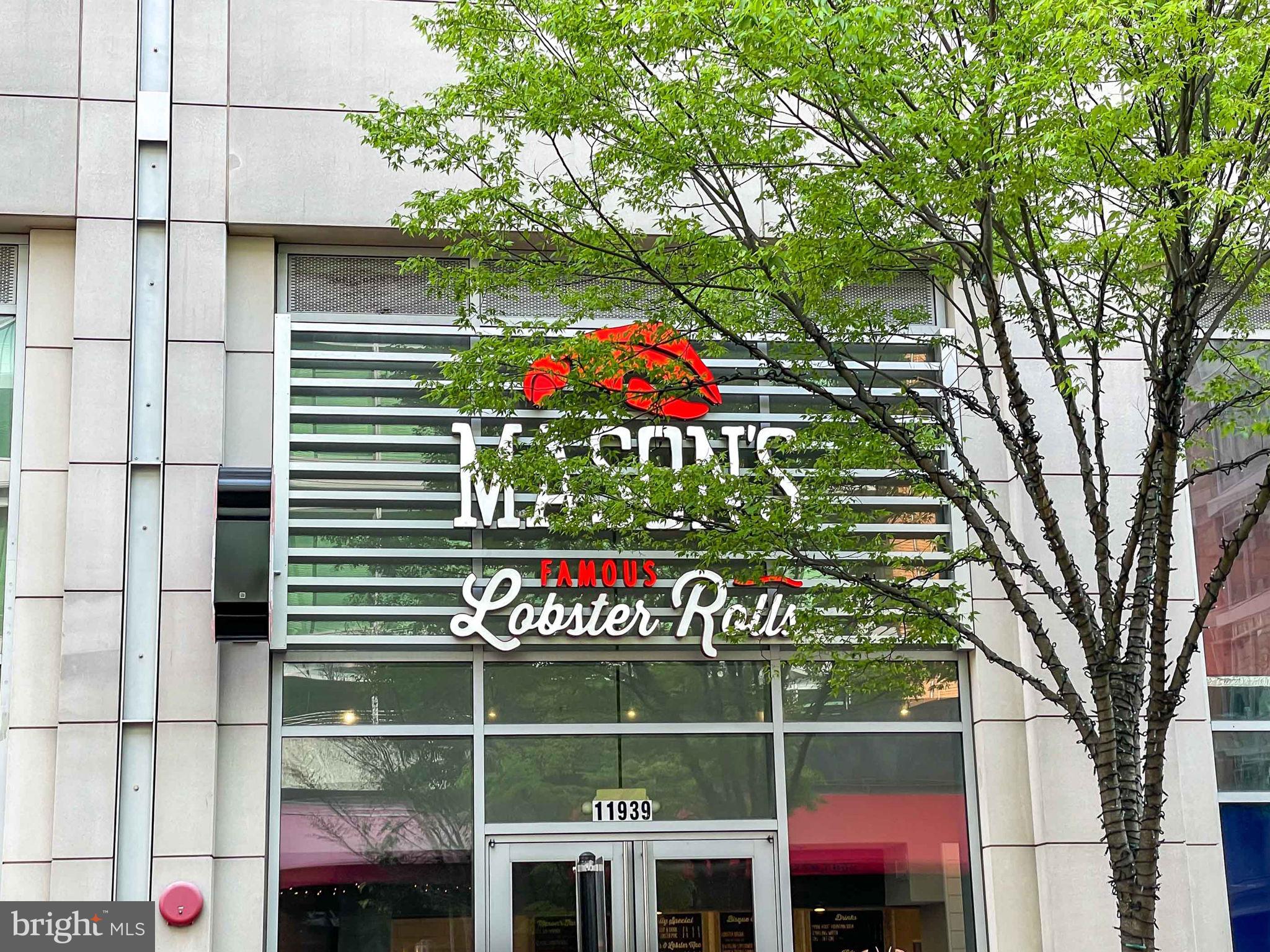 MIDTOWN AT RESTON TOWN CENTER - Residential