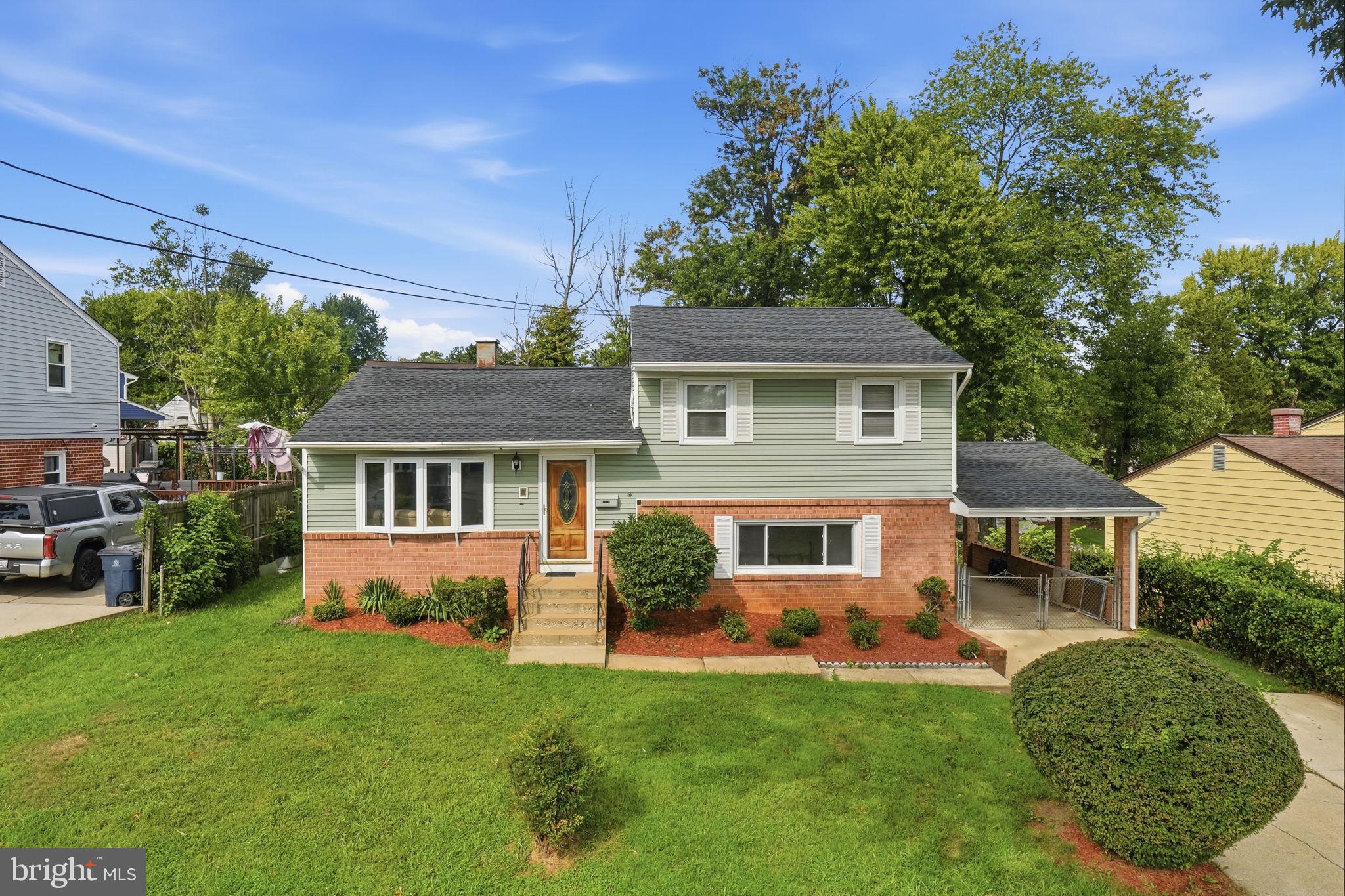 7518 DOVER LANE