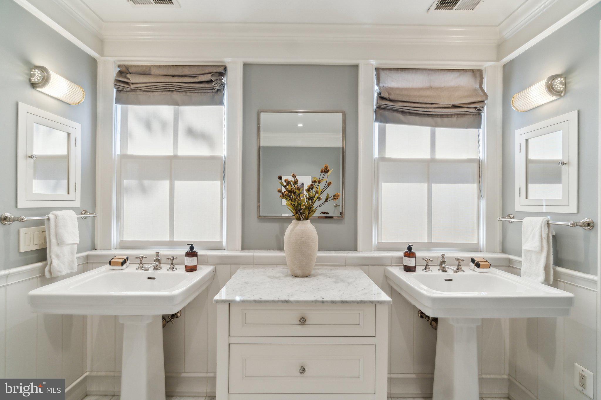GEORGETOWN - Residential