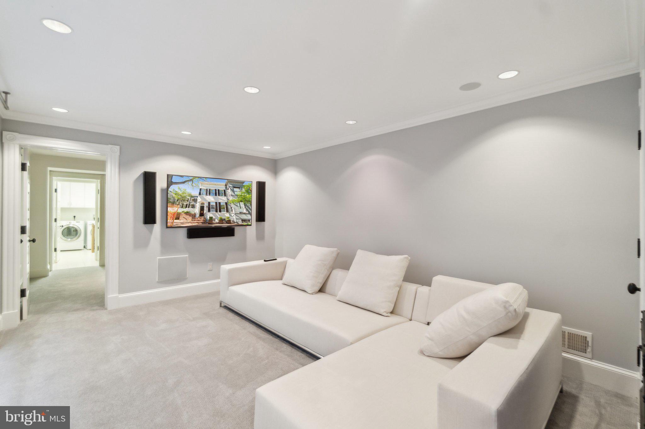 GEORGETOWN - Residential