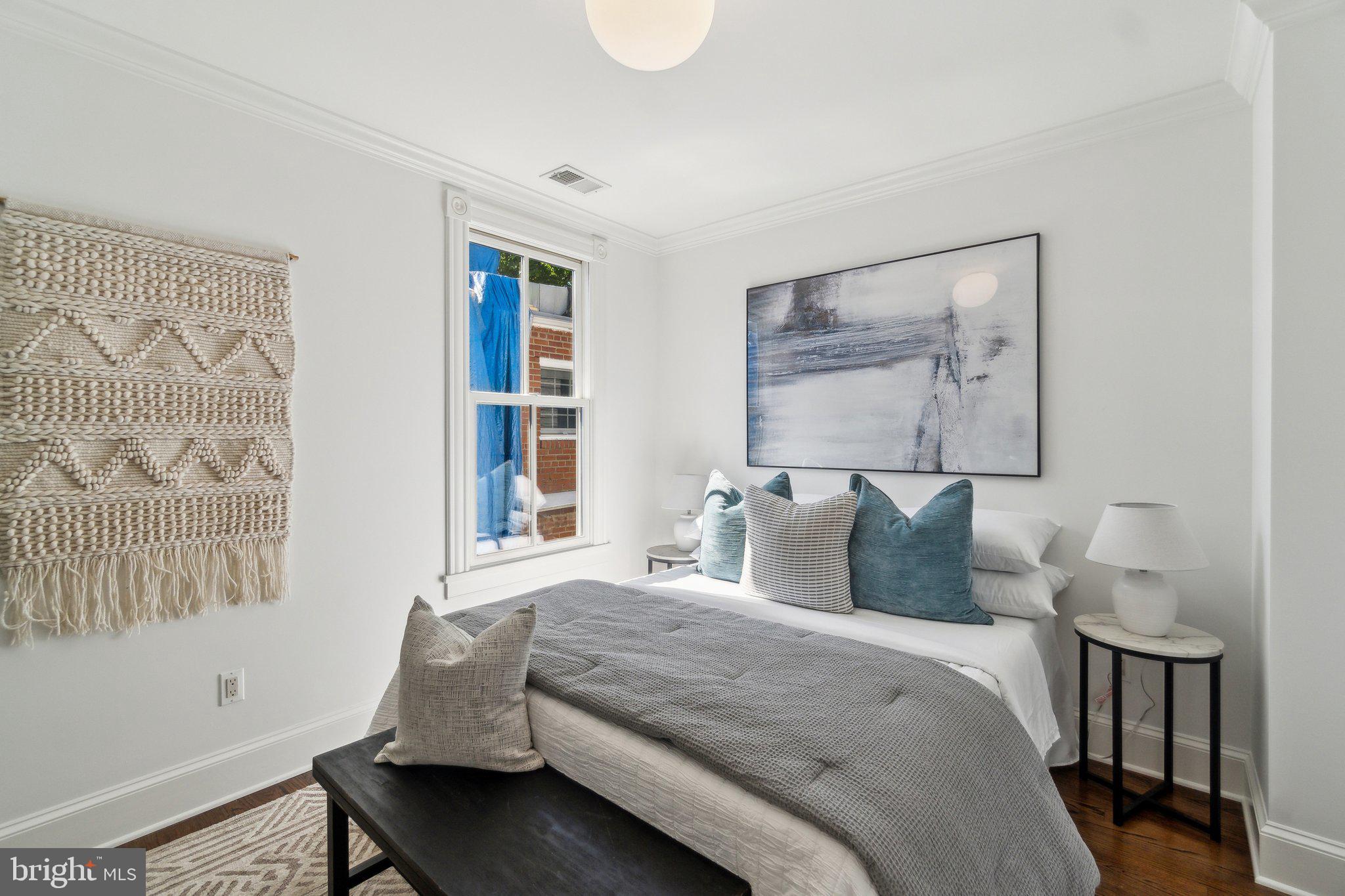 GEORGETOWN - Residential