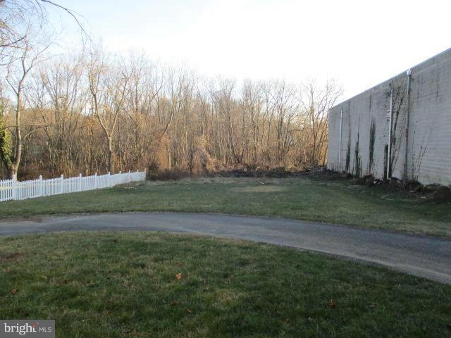 PARKVILLE - Residential