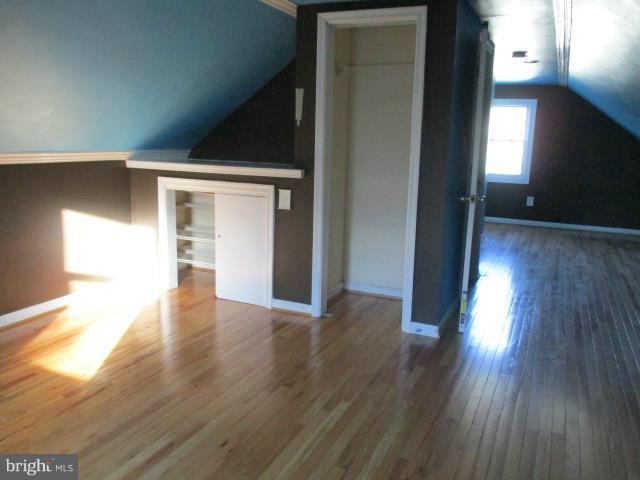 PARKVILLE - Residential