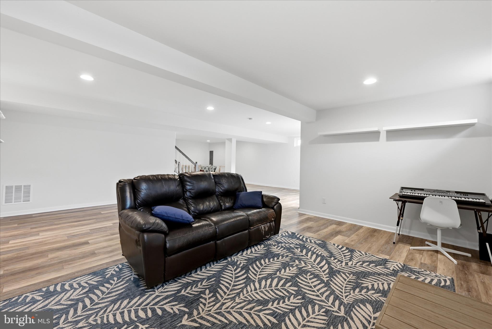 CANTER ESTATES - Residential