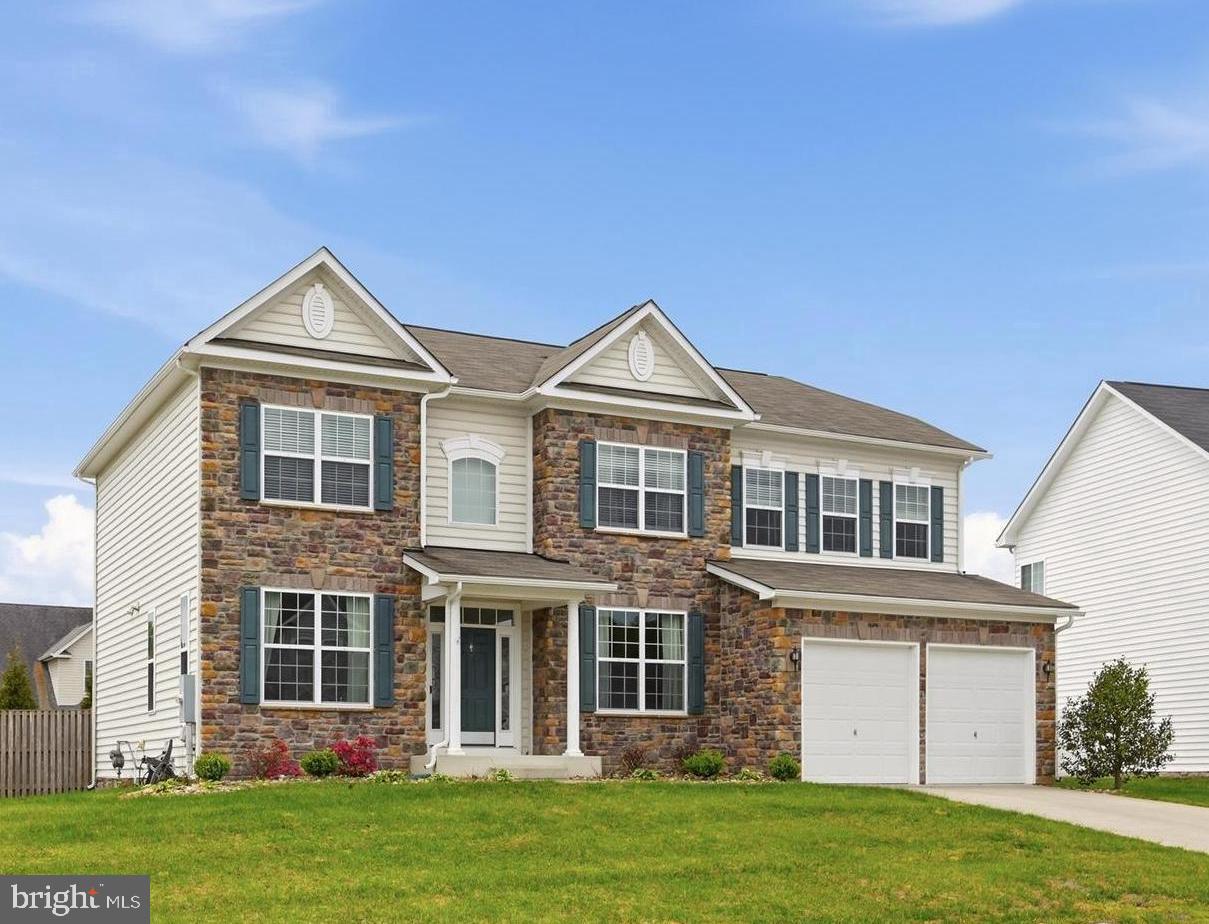 CANTER ESTATES - Residential