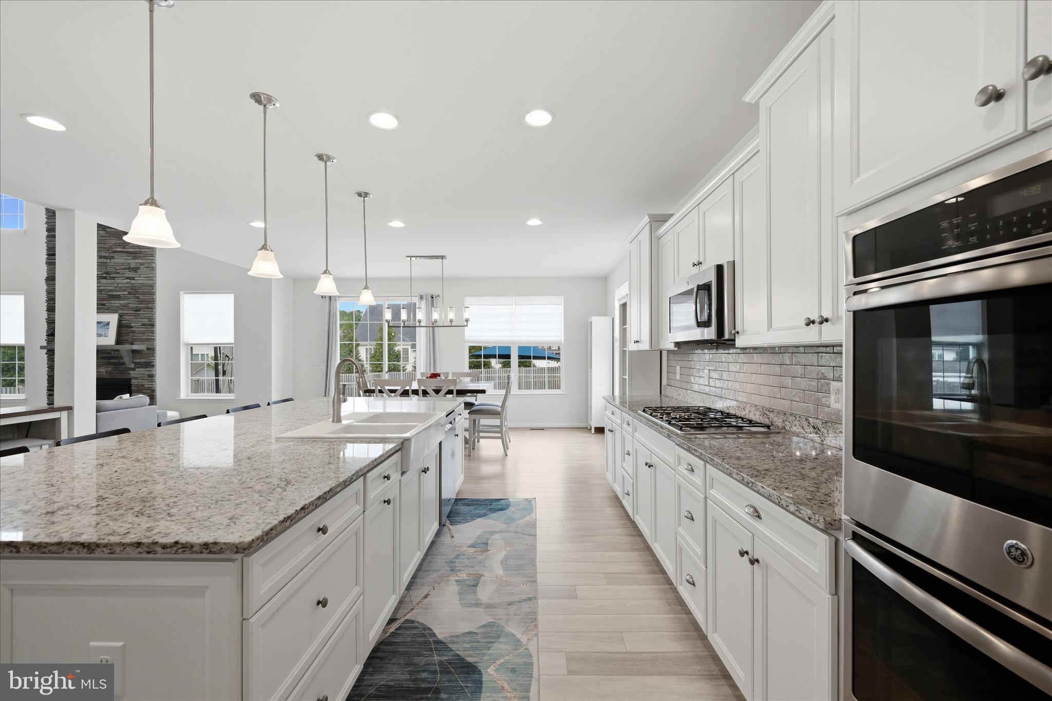 CANTER ESTATES - Residential