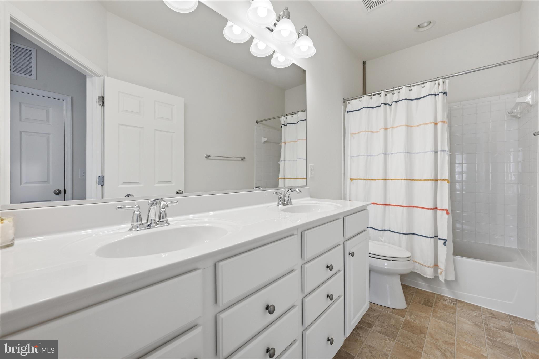 CANTER ESTATES - Residential