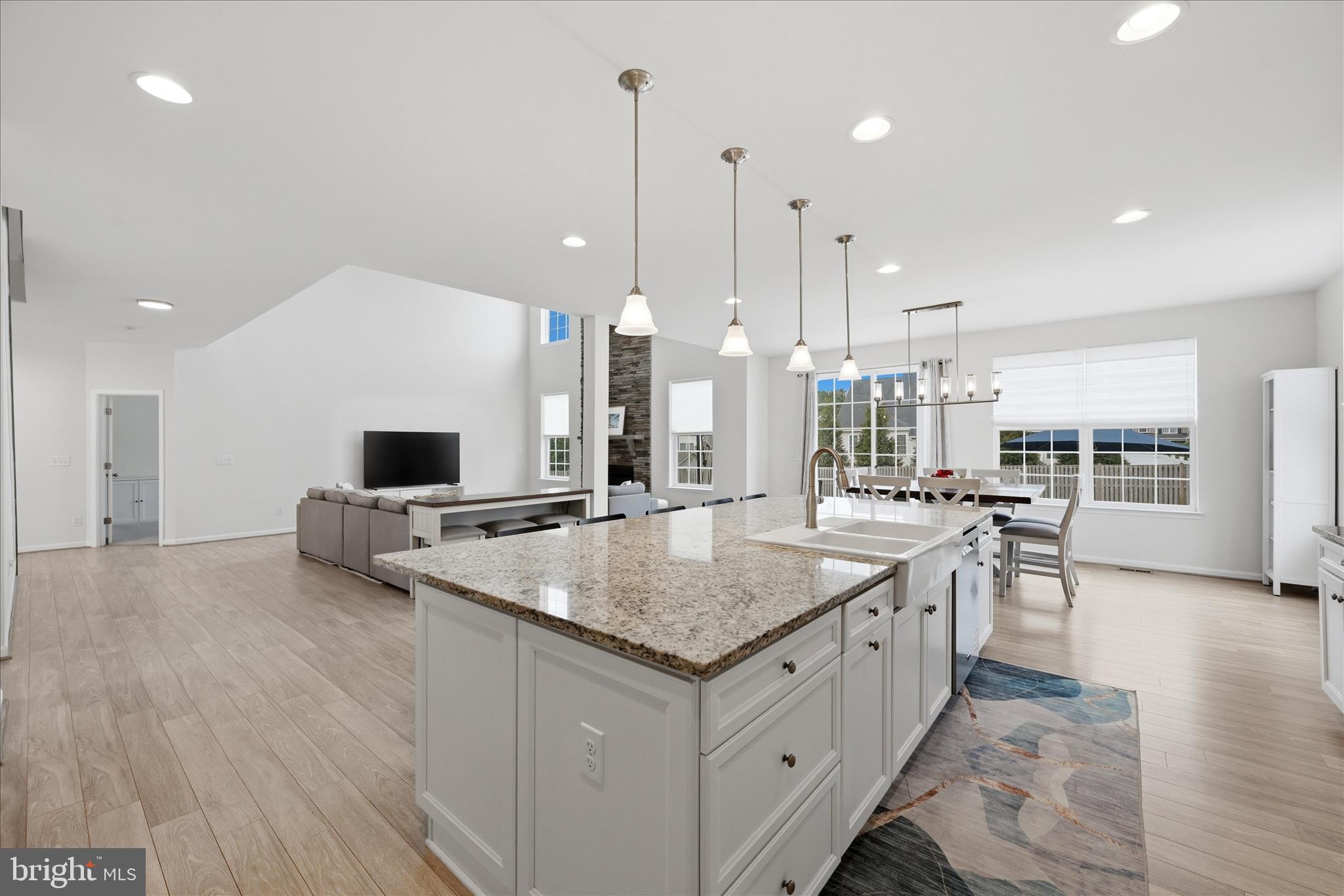 CANTER ESTATES - Residential