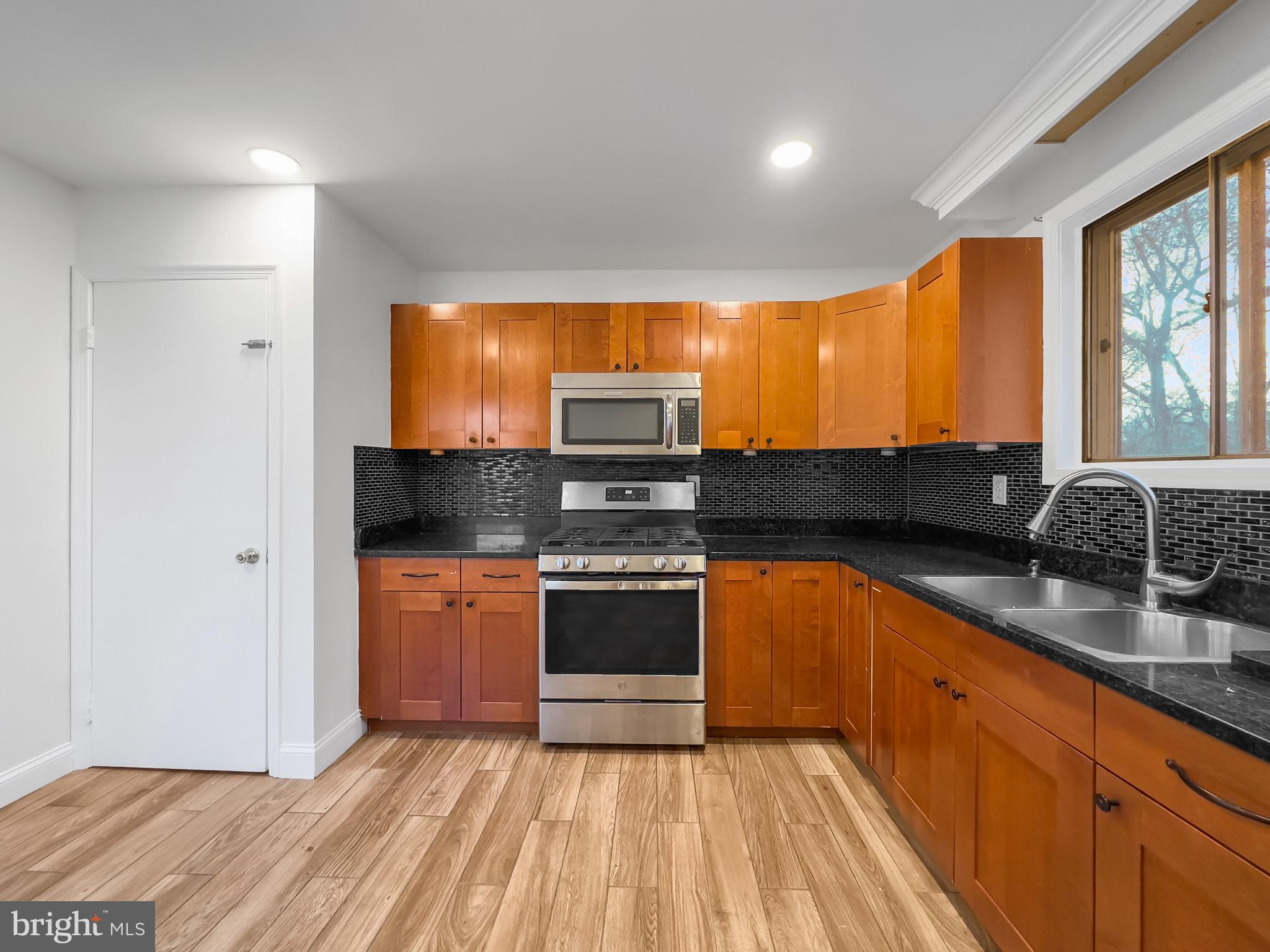 CORAL HILLS - Residential