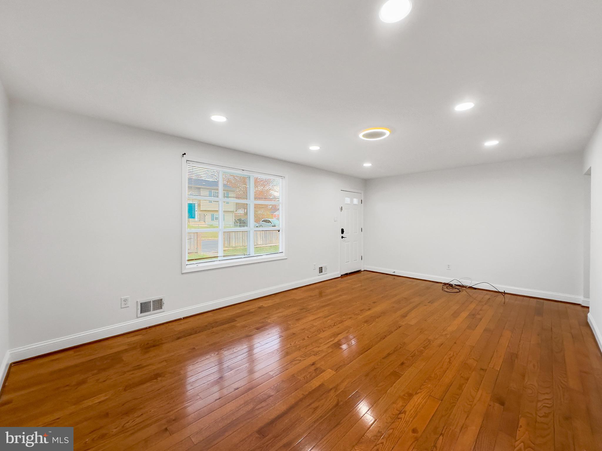 CORAL HILLS - Residential