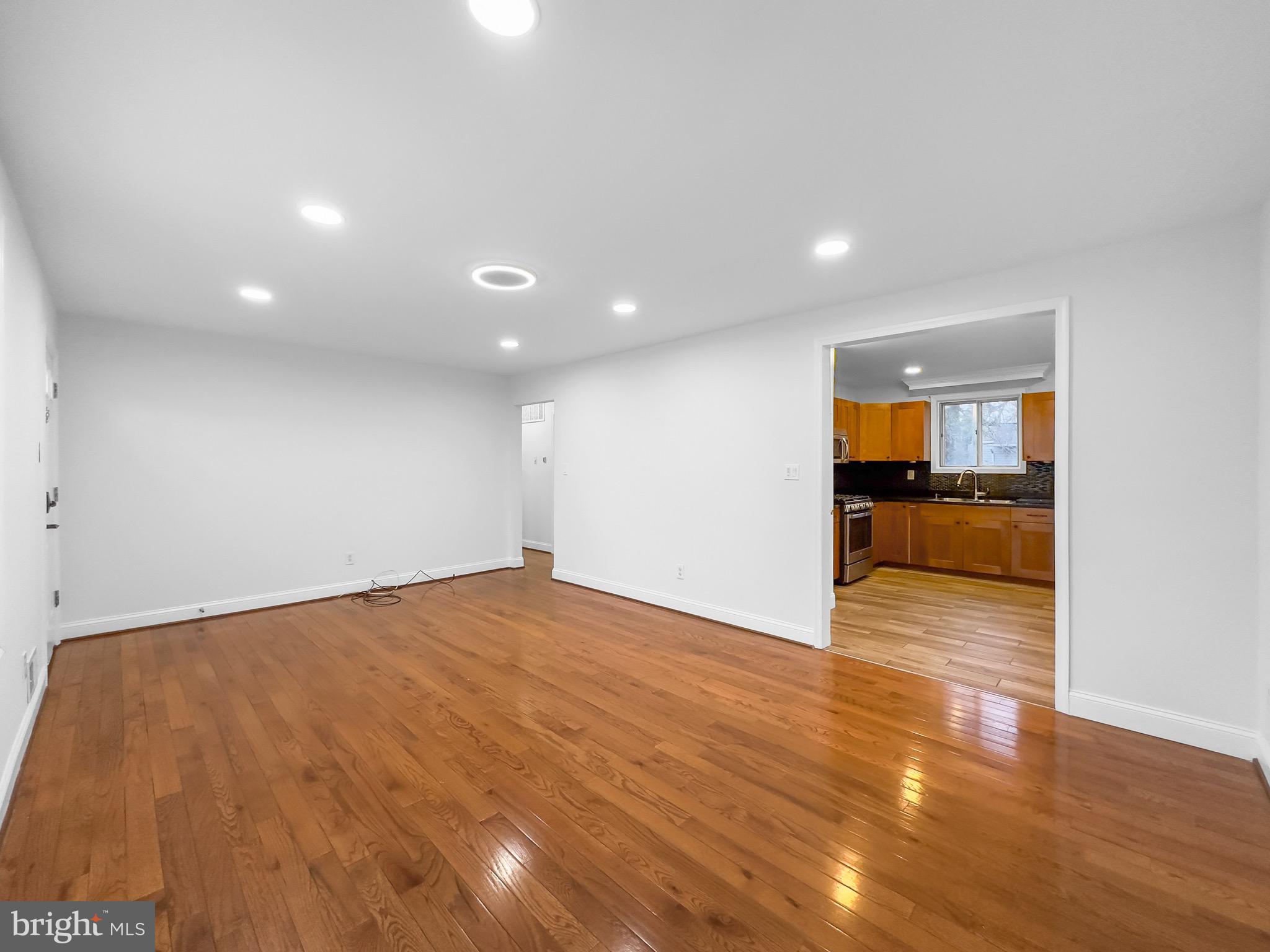 CORAL HILLS - Residential