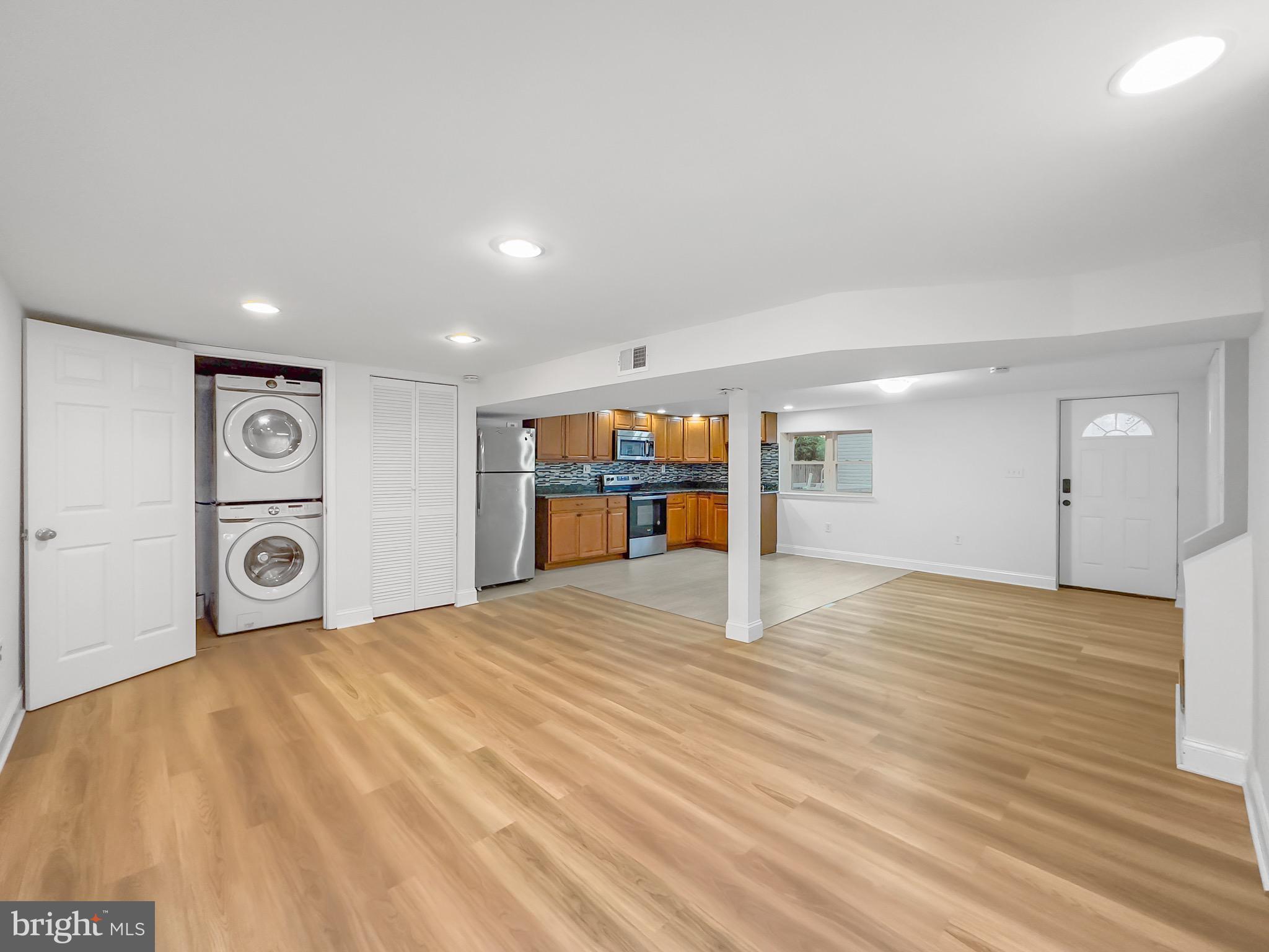 CORAL HILLS - Residential