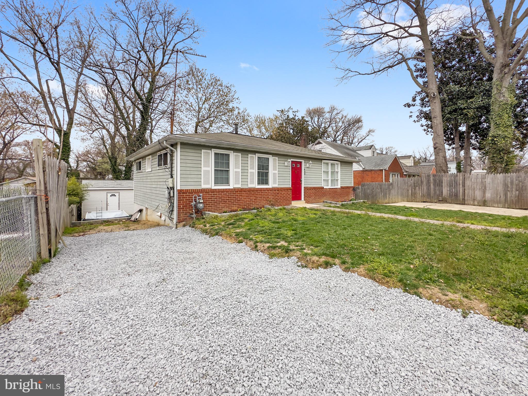 CORAL HILLS - Residential