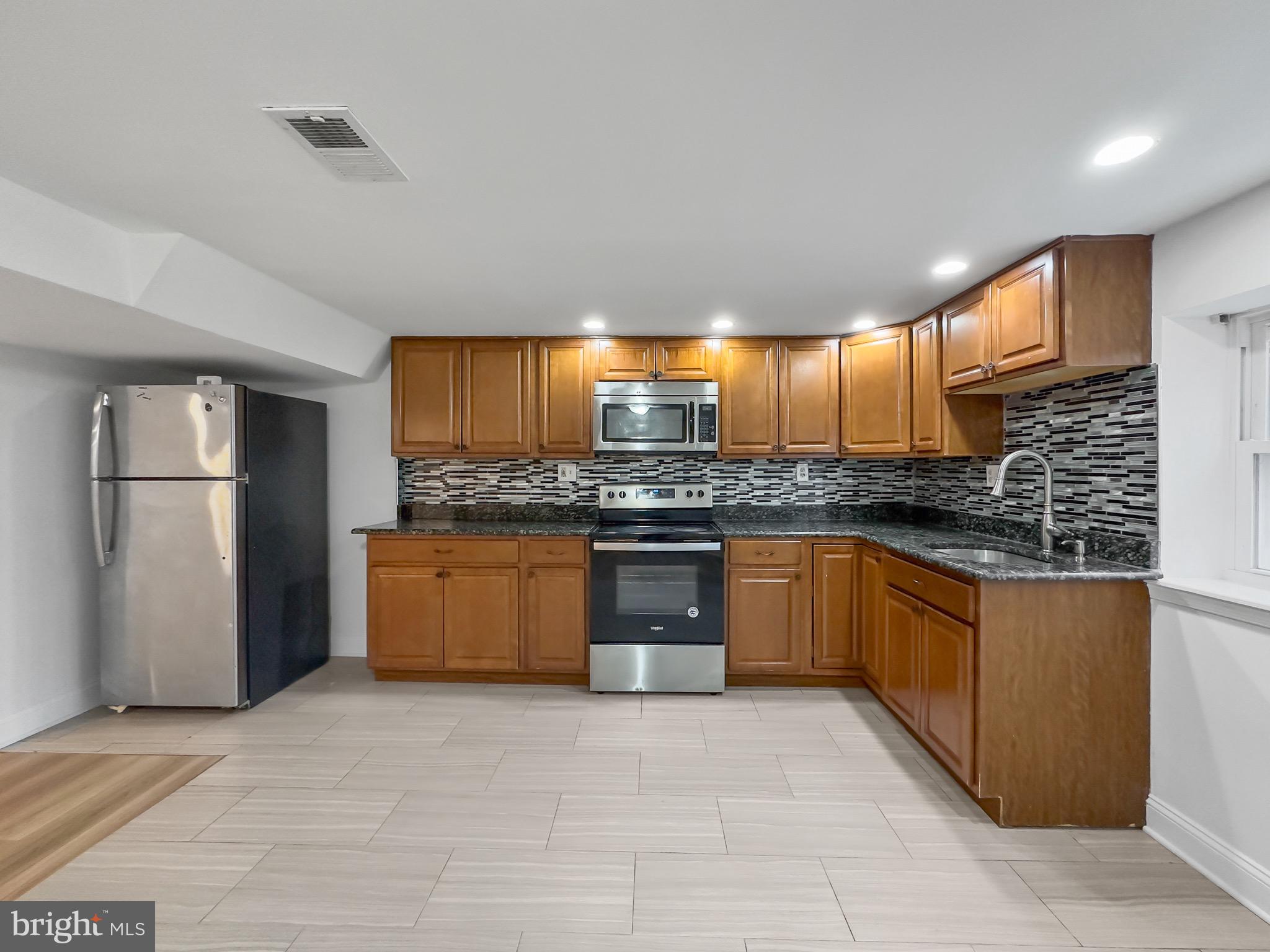 CORAL HILLS - Residential