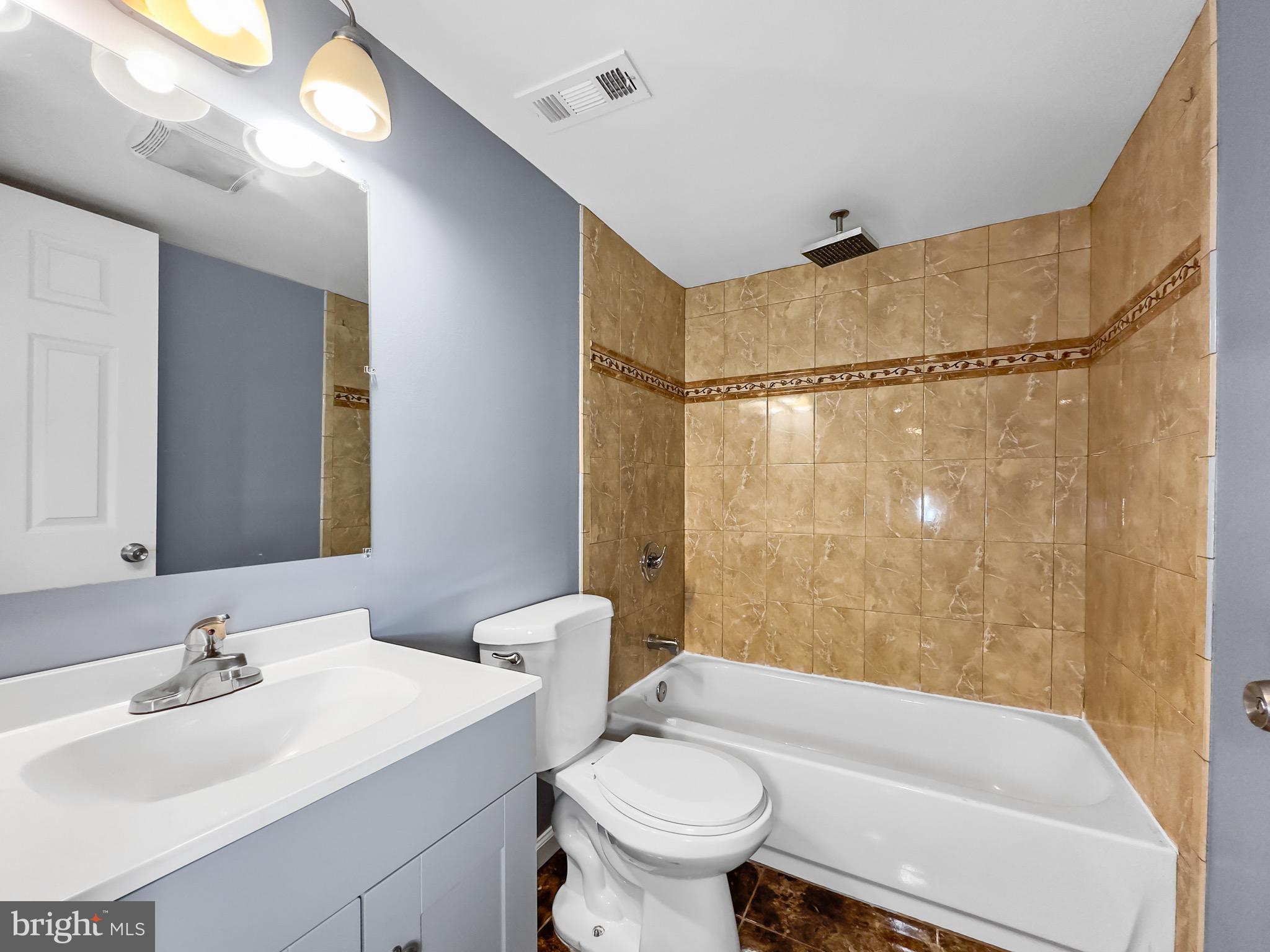 CORAL HILLS - Residential