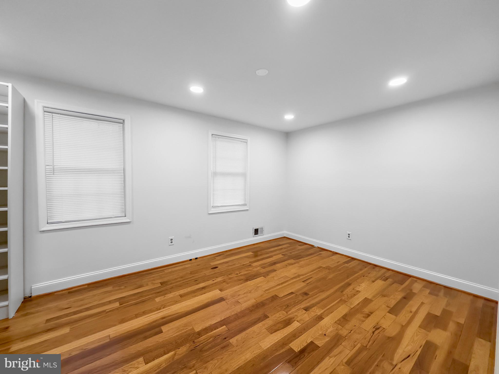 CORAL HILLS - Residential