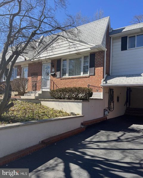 Townhouse For Sale - 714 E 23rd Street<br/> Delaware County, Chesterfield, PA 19013