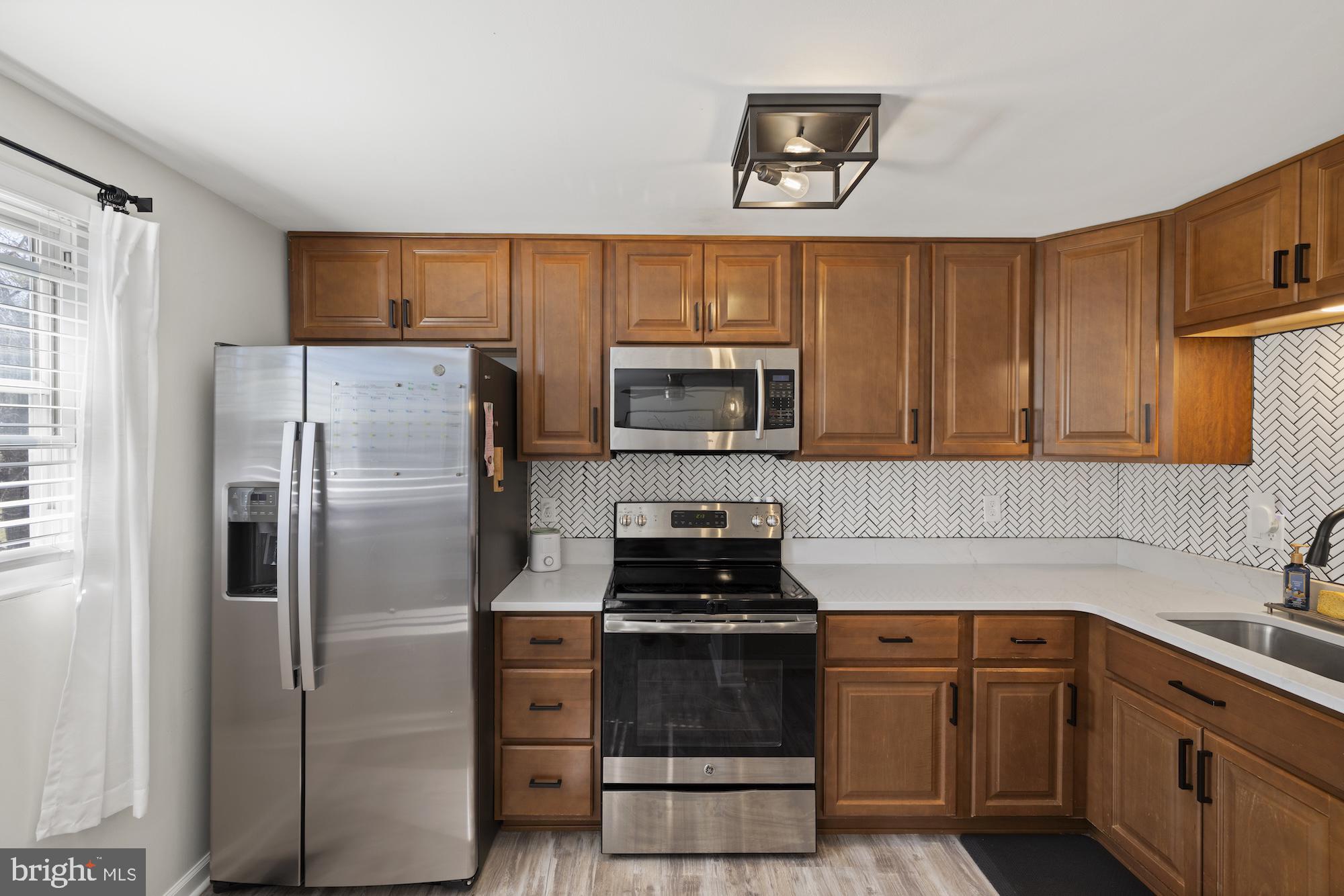 WASHINGTON SQUARE - Residential