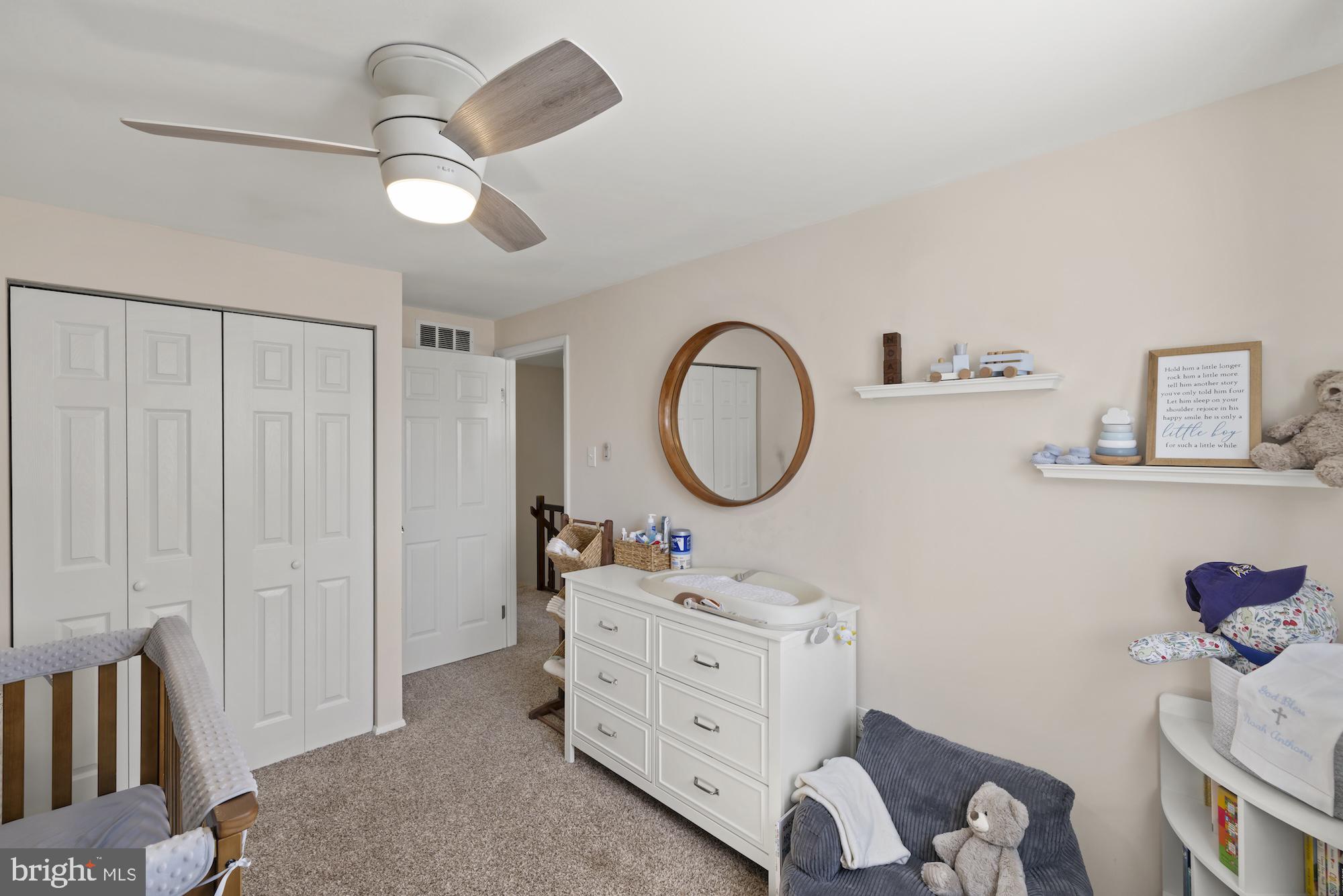 WASHINGTON SQUARE - Residential